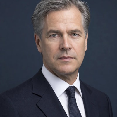 Mr. James Hartley