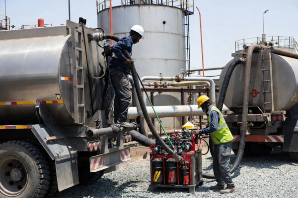 Bitumen Supply — Kronix Energy
