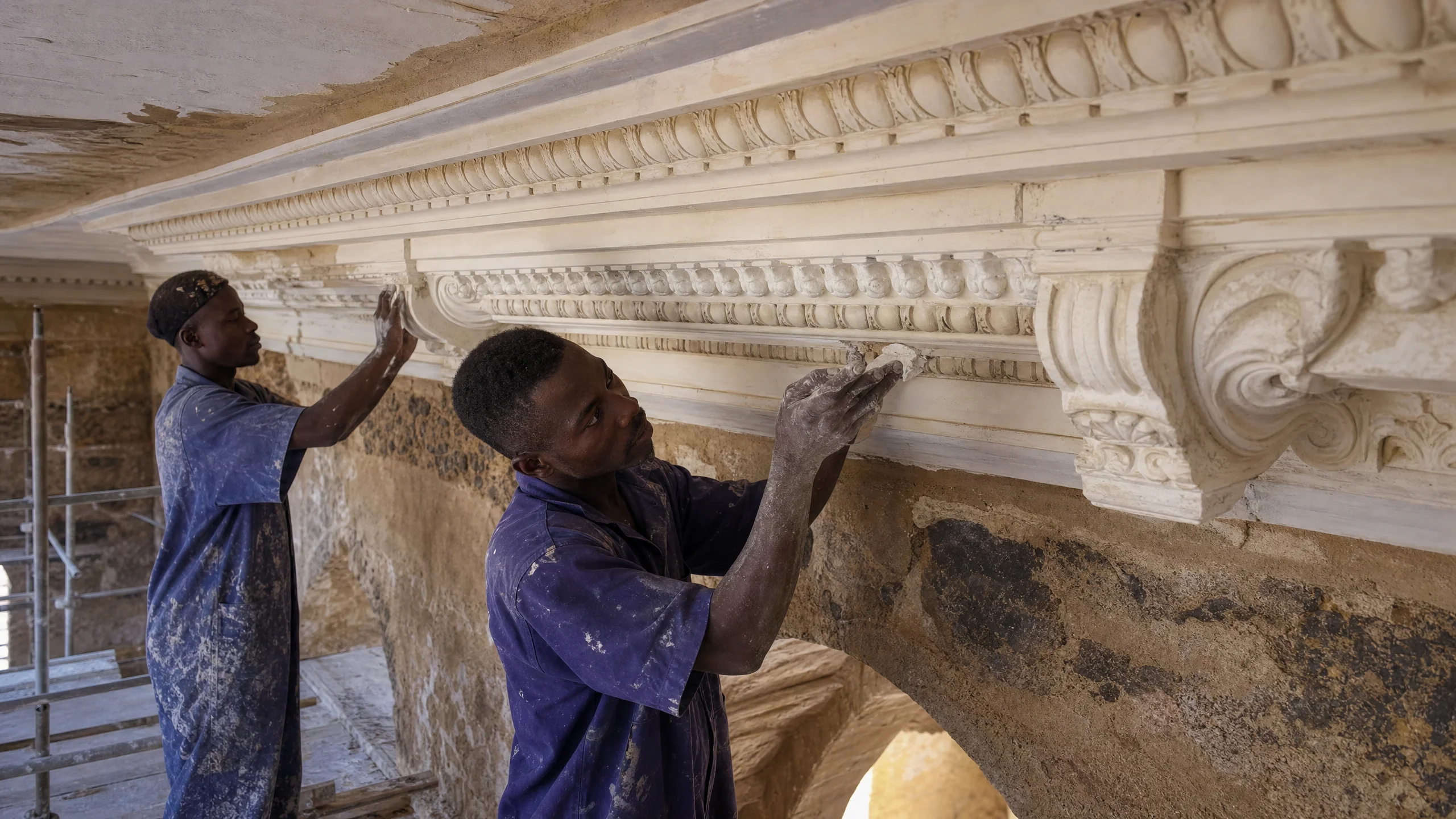Plaster cornice, coving and ceiling rose installation in Accra — service cornice architectural heritage restoration castle quarter cape coast ceilinggh, Accra Ghana